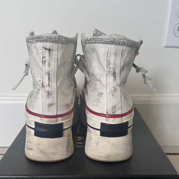 NAN-KU Couture crystal/white Sneaker DI Luce intentionally distressed size 9 - Picture 7 of 7